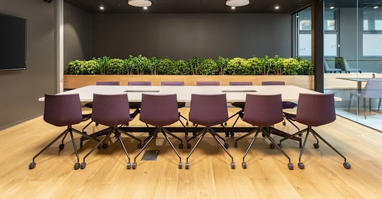 Phòng họp theo giờ tại Regus - Pearl5 Center